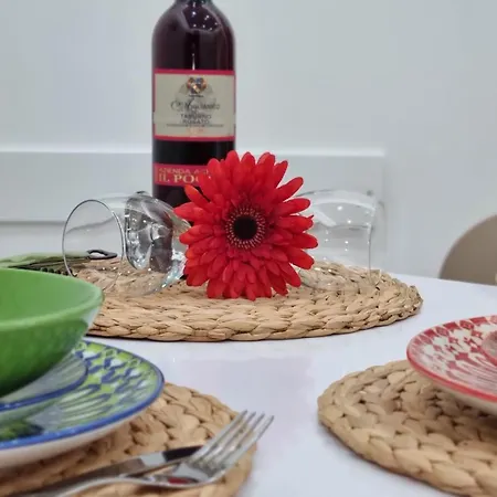 דירה Cheri' Maison נאפולי