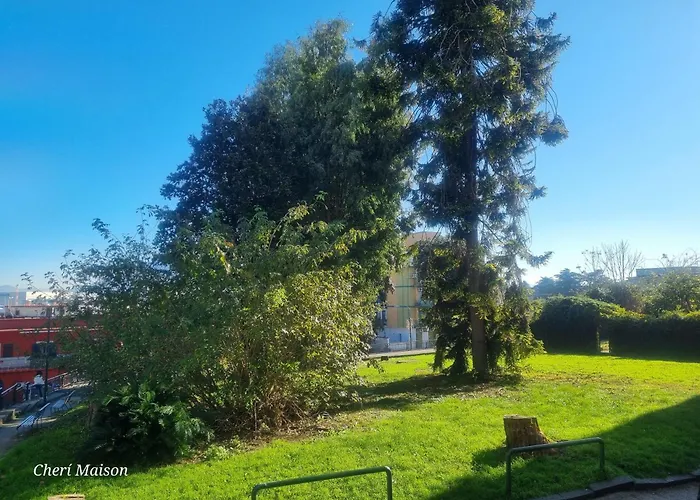 Cheri' Maison * Naples